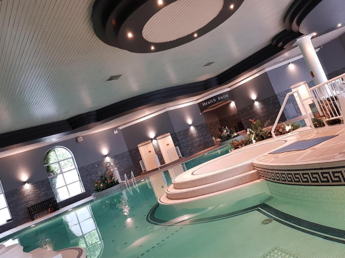 Rochestown Park Hotel & Leisure Centre كورك المظهر الخارجي الصورة