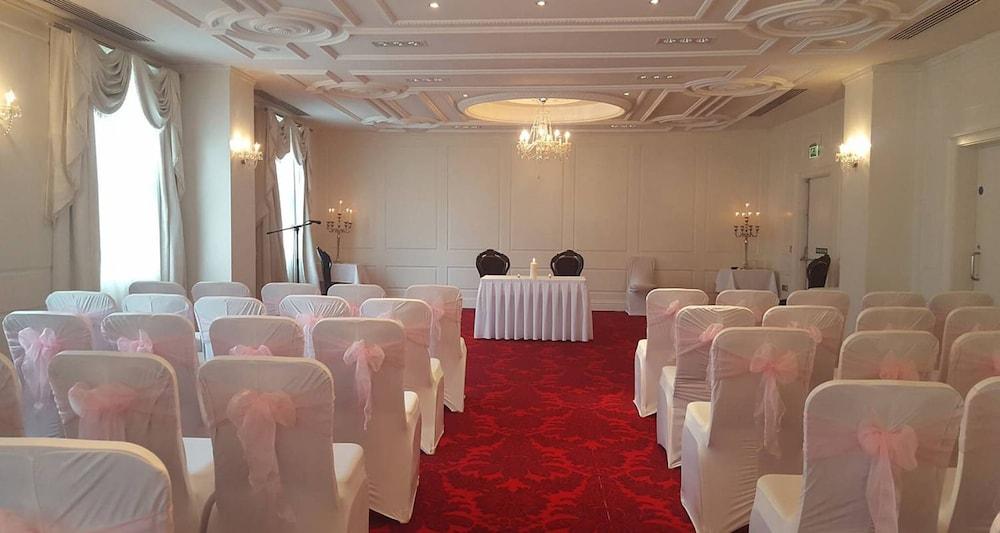 Rochestown Park Hotel & Leisure Centre كورك المظهر الخارجي الصورة