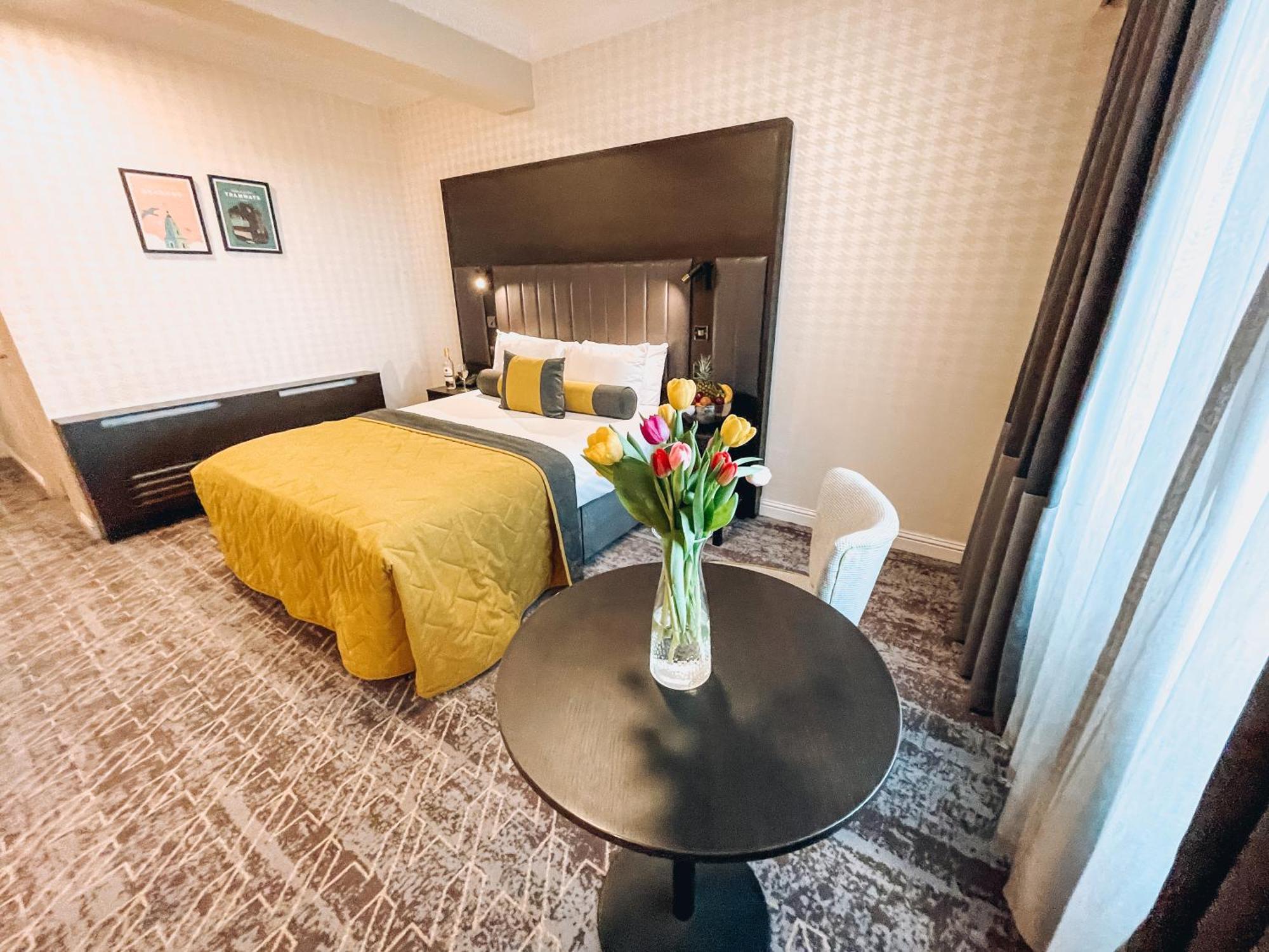 Rochestown Park Hotel & Leisure Centre كورك المظهر الخارجي الصورة
